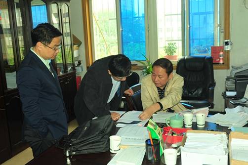 现场检查账务，查找违规公款吃喝、违规发放津补贴等问题_副本 (1)